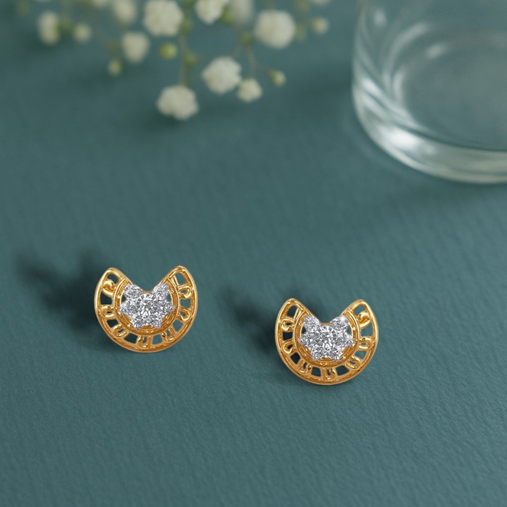 Celestial Curve Diamond Stud Earrings
Celestial Curve Diamond Stud Earrings