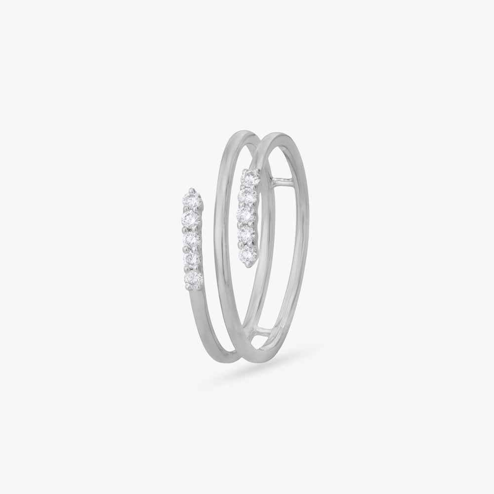 Fluid Orbit Diamond Ring
Fluid Orbit Diamond Ring