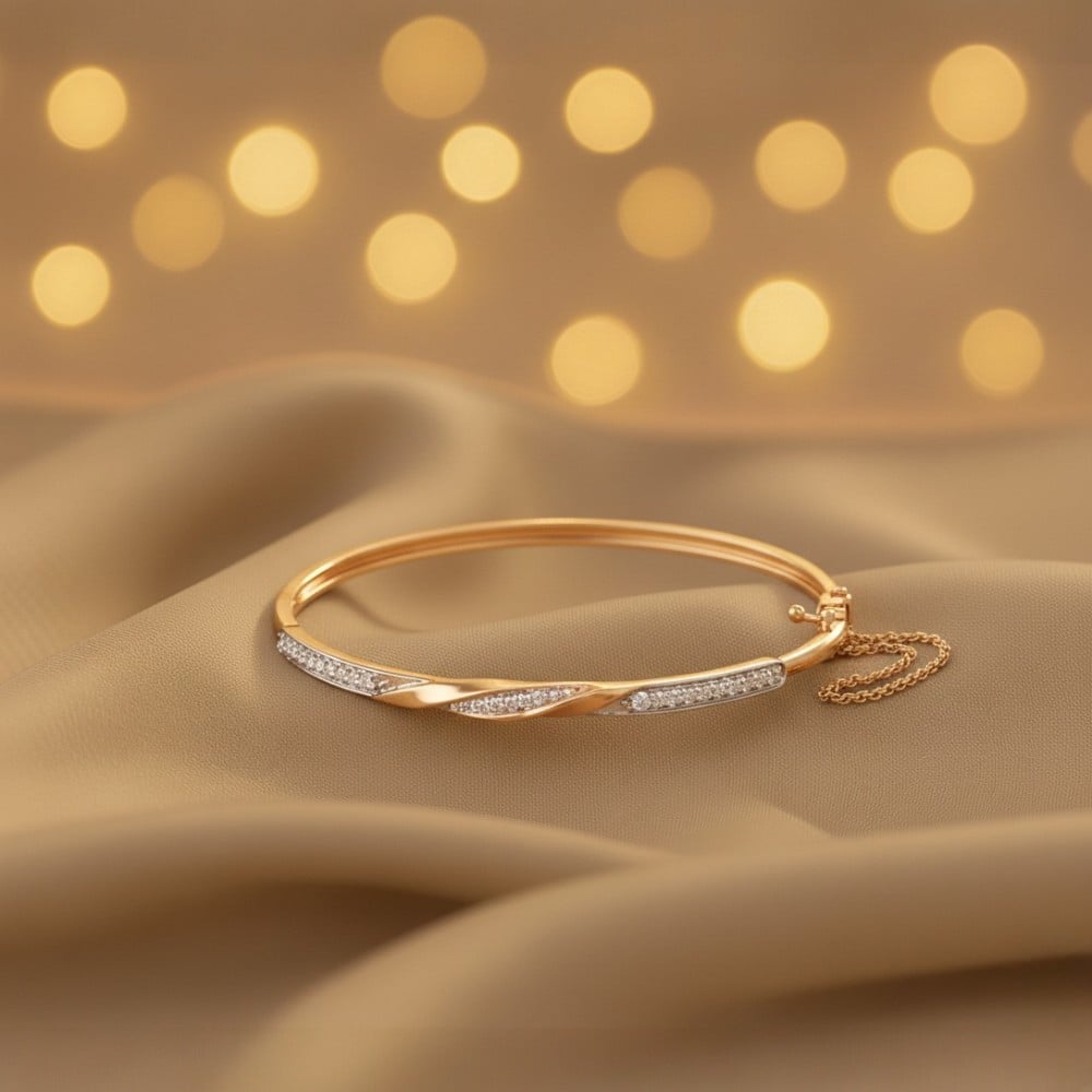 Streamline Shine Diamond Bangle
Streamline Shine Diamond Bangle