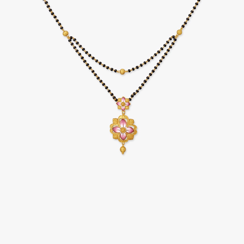 Floral Reverie Gold Mangalsutra
Floral Reverie Gold Mangalsutra