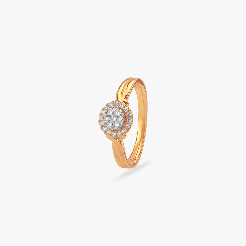 Sunflare Spark Diamond Ring
Sunflare Spark Diamond Ring