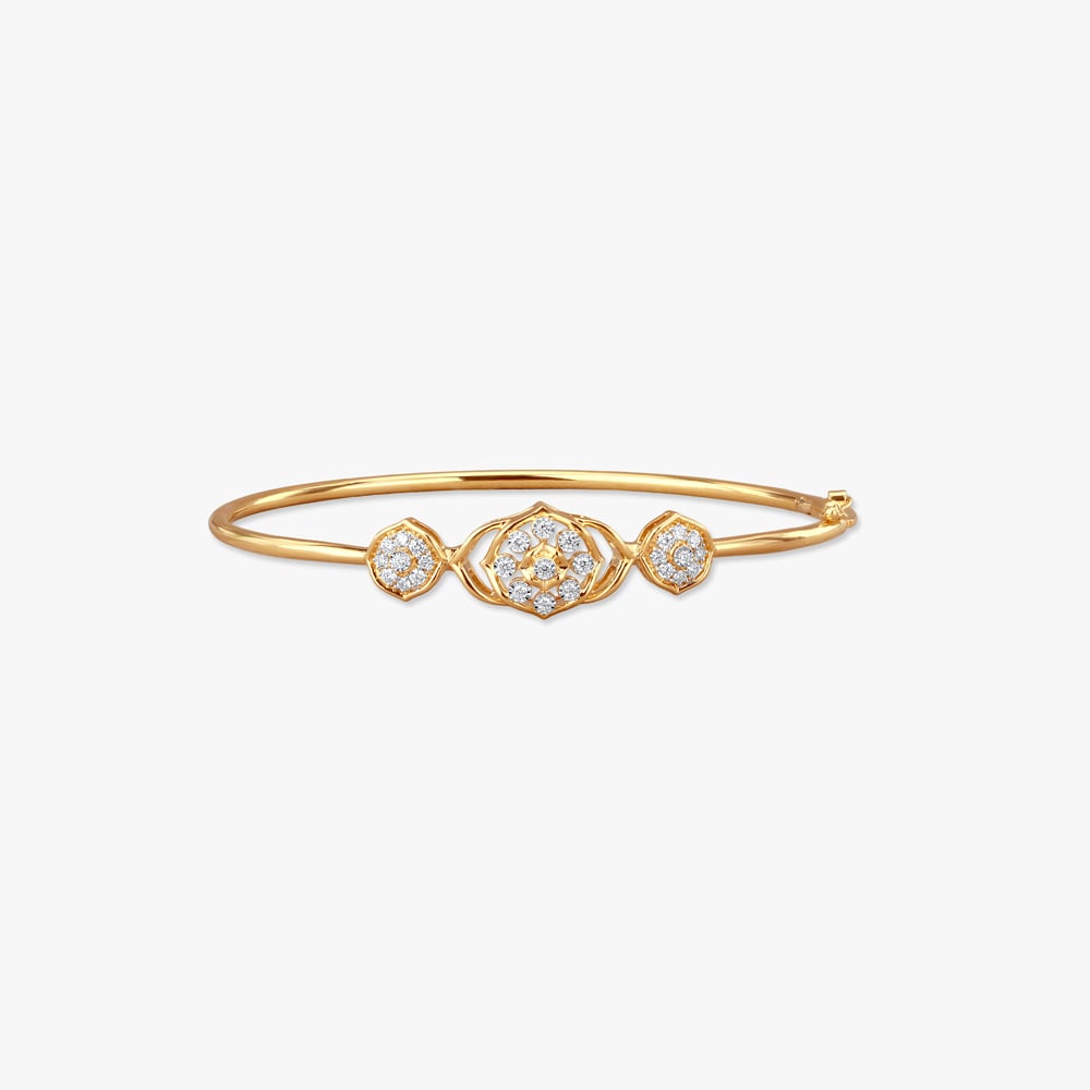 Bloom Trio Diamond Bangle
Bloom Trio Diamond Bangle