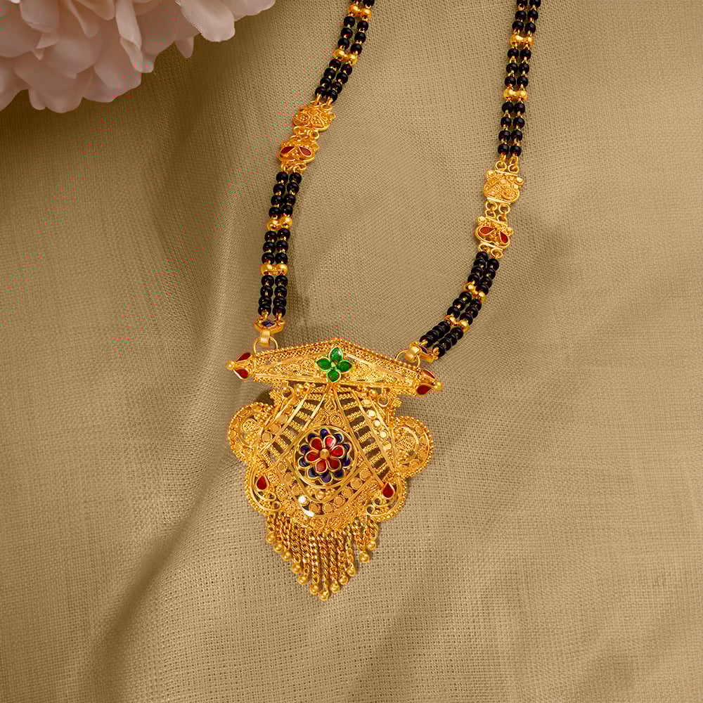 Elaborate Floral Mangalsutra
Elaborate Floral Mangalsutra