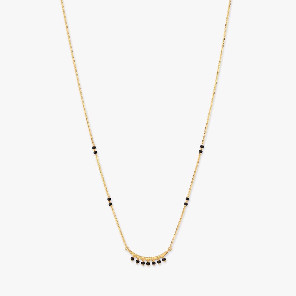 Minimal Grace Gold Mangalsutra
Minimal Grace Gold Mangalsutra