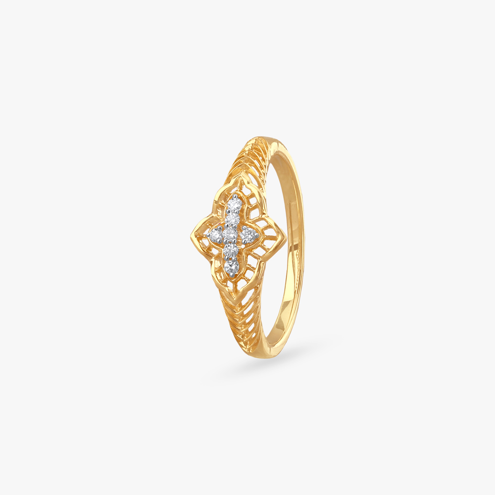 Intricate Lattice Diamond Ring
Intricate Lattice Diamond Ring