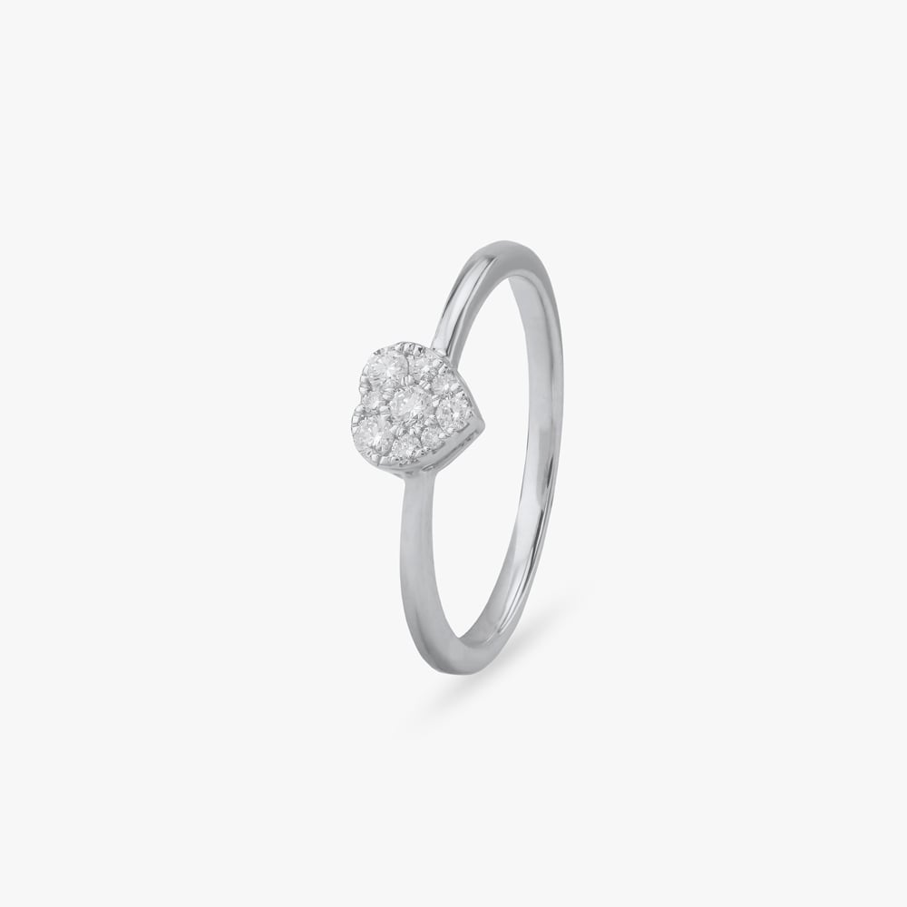 Gleaming Heart Diamond Ring
Gleaming Heart Diamond Ring
