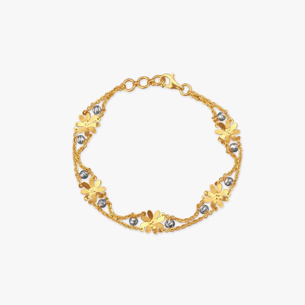 Floral Charm Gold Bracelet
Floral Charm Gold Bracelet