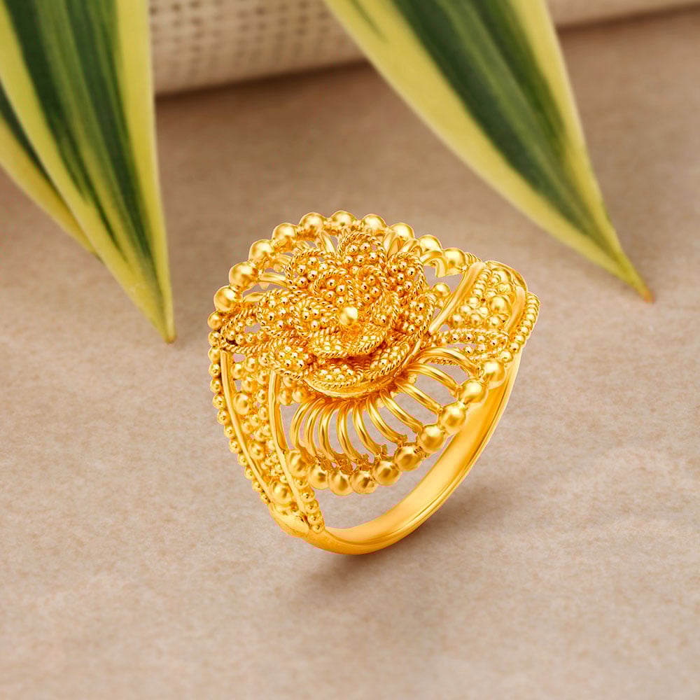 Artistic 22 Karat Yellow Gold Floral Ring
Artistic 22 Karat Yellow Gold Floral Ring