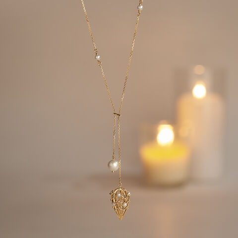 Graceful Pearl Gold Necklace