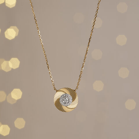 Luminous Radiant Diamond Necklace