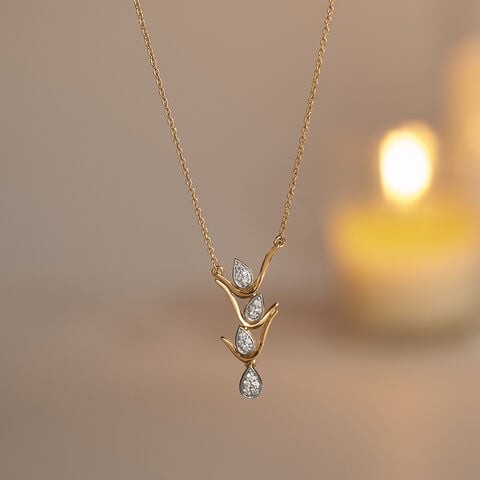 Flickering Flame Diamond Necklace