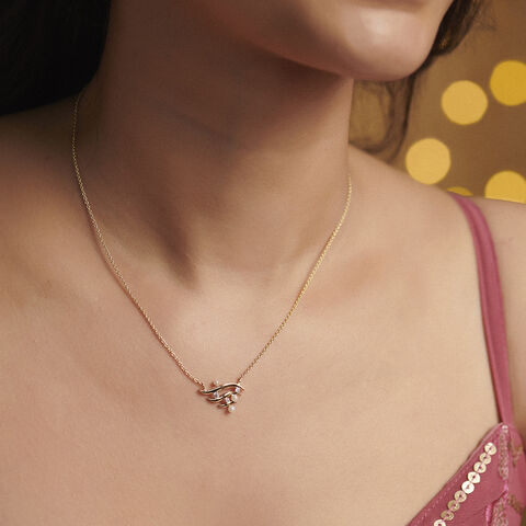 Fluid Luminous Pearl Gold Necklace