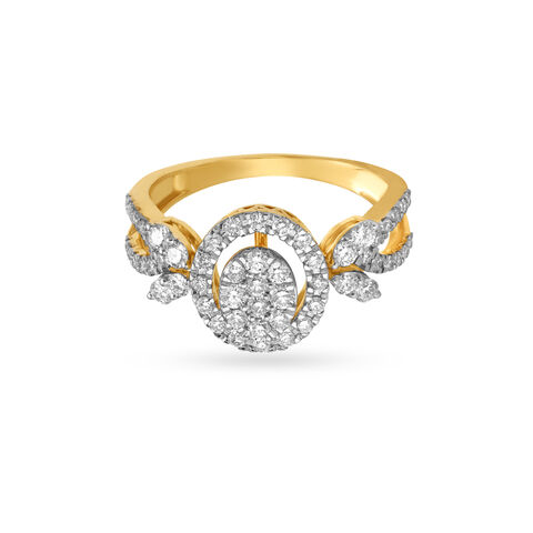 Oval Halo Diamond Finger Ring