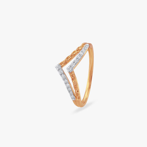 Radiant Vanki Diamond Ring