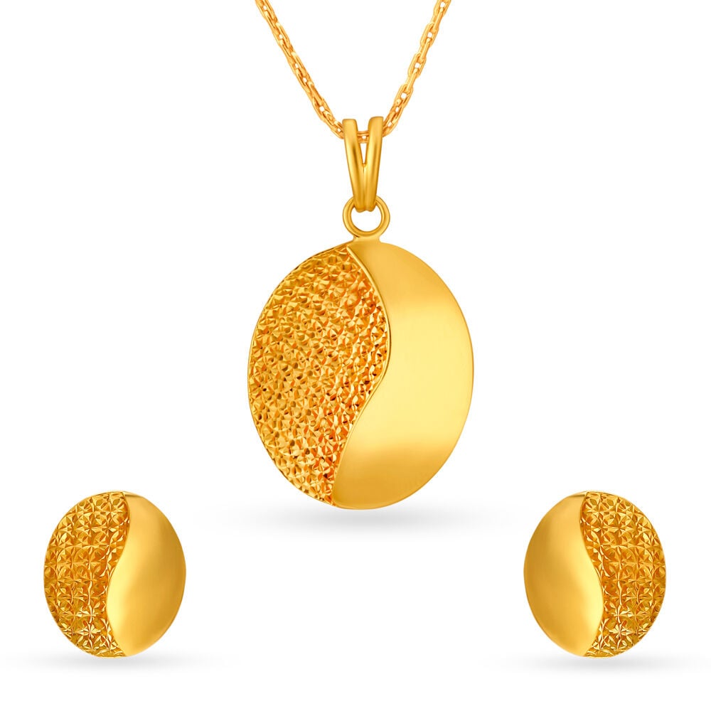 Tanishq necklace and clearance earring set