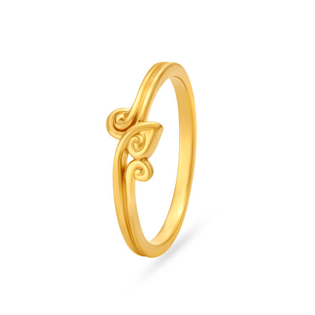 Classic Traditional Leaf Motif Gold Finger Ring