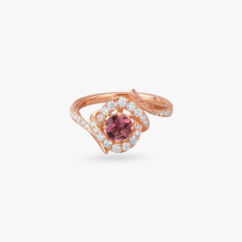 Rosy Reverie Diamond Finger Ring