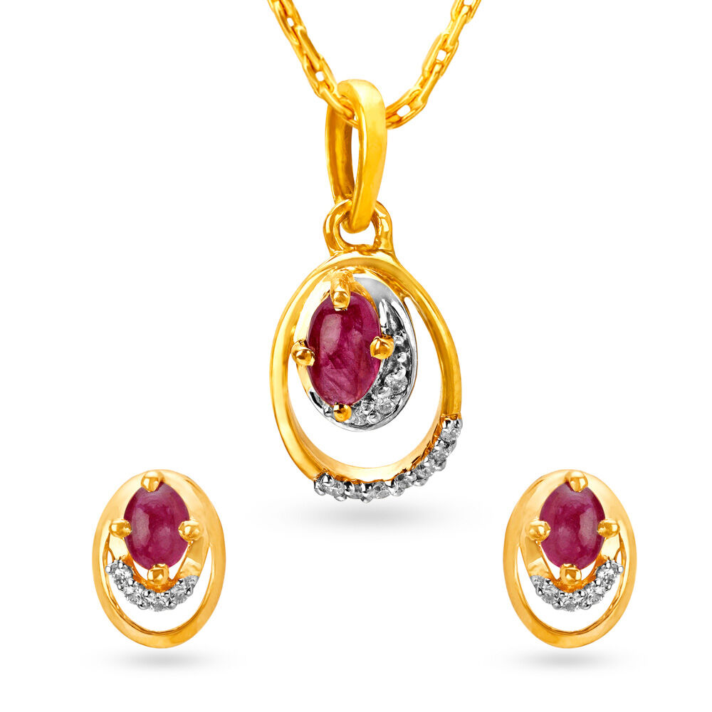 Ruby gold pendant set top