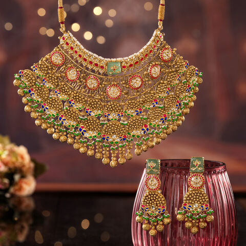 Swarna Sitara Gold Necklace set