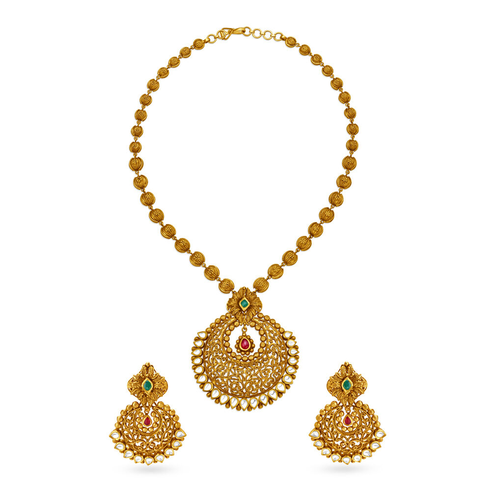 Tanishq chandbali 2025