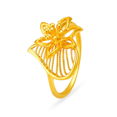 Dazzling 22 Karat Yellow Gold Flower Finger Ring