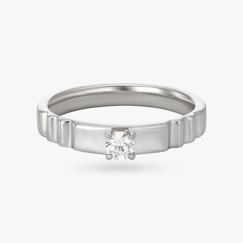 Radiant Diamond Finger Ring