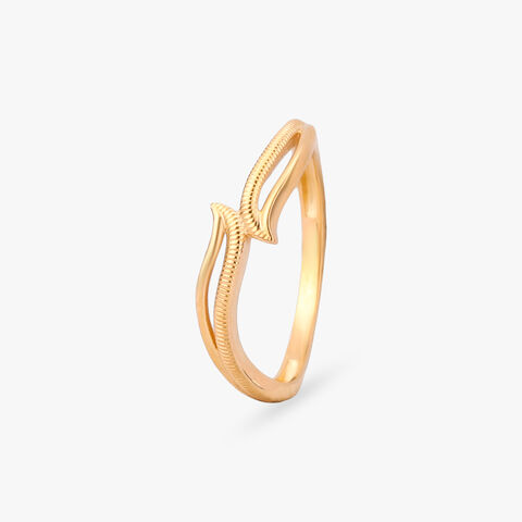 Sculpted Twist Gold Ring