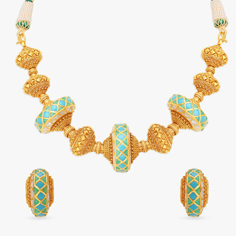 Marvellous Turquoise Badhroom Pattern Necklace Set