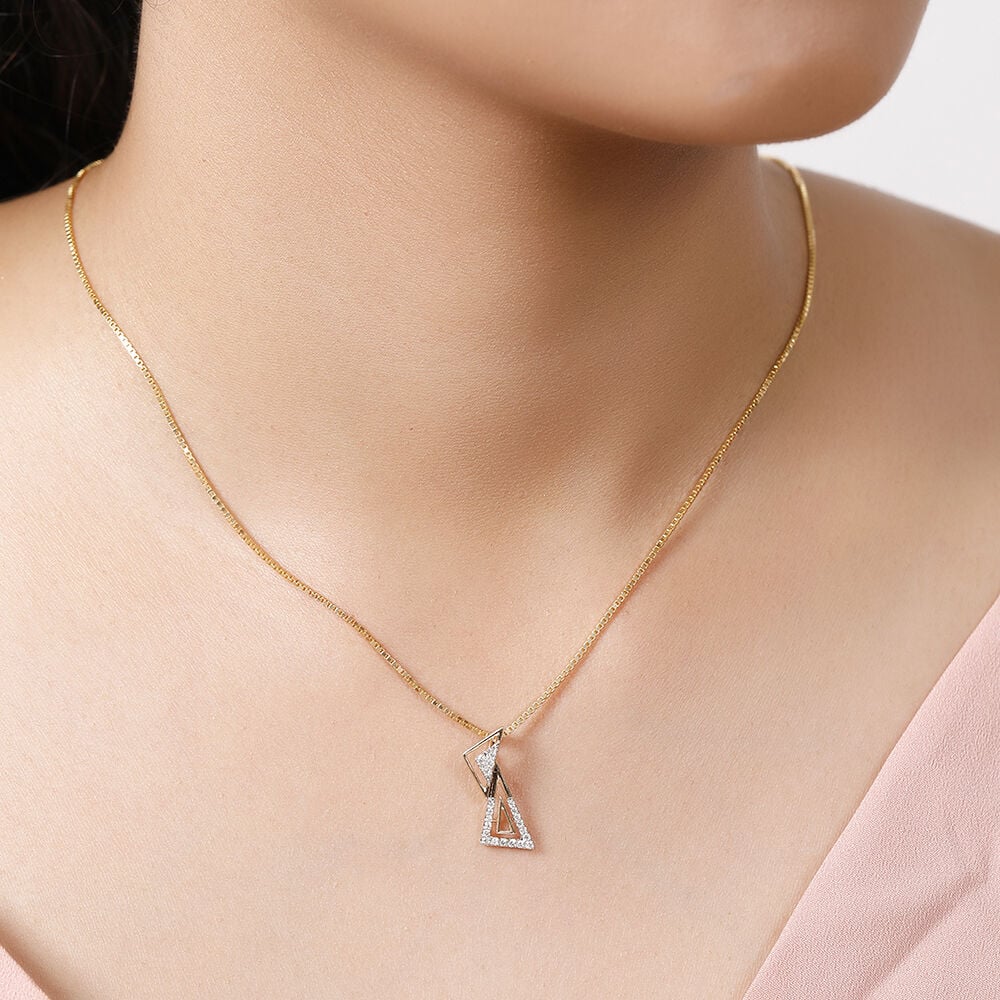 Triangle top diamond pendant
