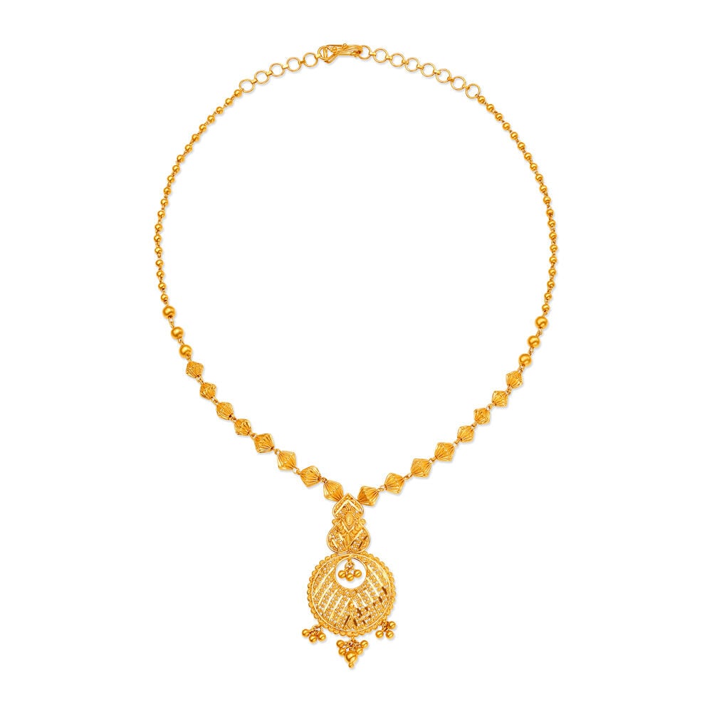 Traditional Majestic Gold Pendant With Chain