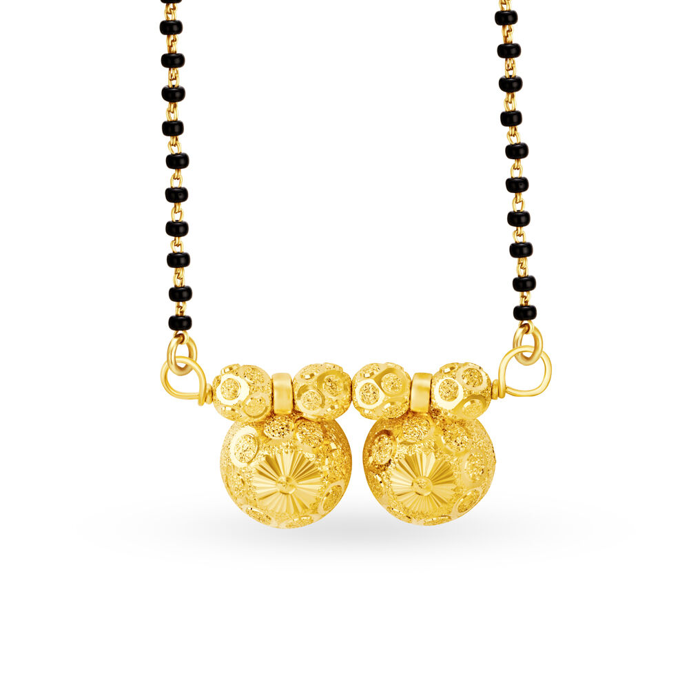 Mangalsutra pendant in gold cheap with price