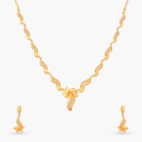 Whirling Bloom Necklace Set