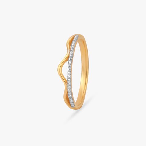 Wavy Whisper Gold Finger Ring