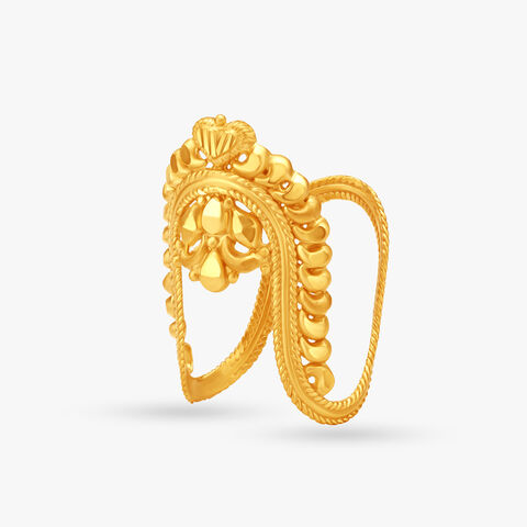 Exquisite Gold Finger Ring alternate view 1