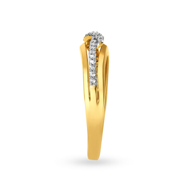 Twinkling 18 Karat Yellow Gold And Diamond Finger Ring,,hi-res image number null