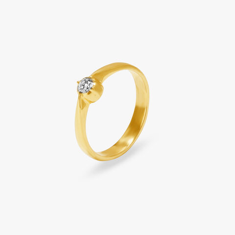 Sleek Elegance Finger Ring