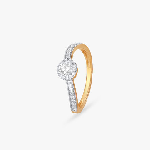 Radiant Poise Diamond Finger Ring
