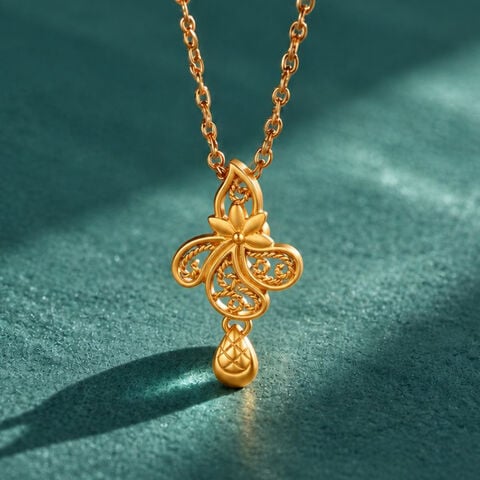 Intricate Floral Pattern Gold Pendant