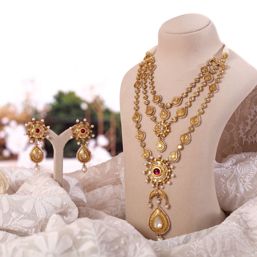 Kundan pendant set clearance tanishq