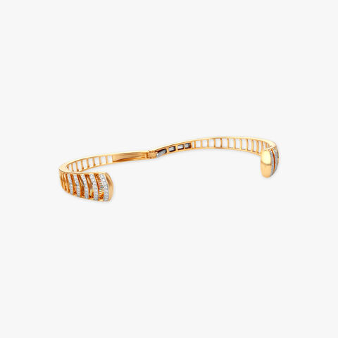Luminous Chevron Diamond Bangle