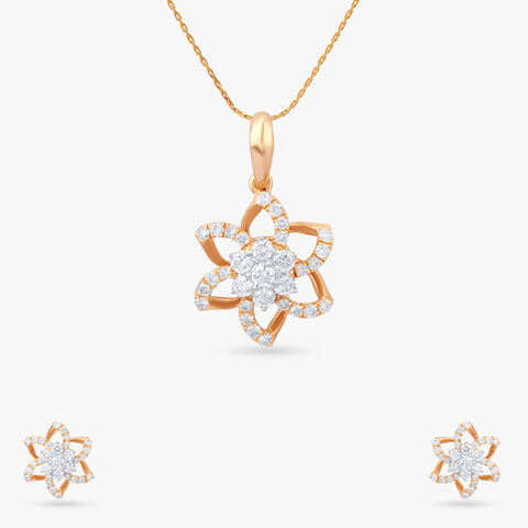 Star Bloom Diamond Pendant and Earrings Set
