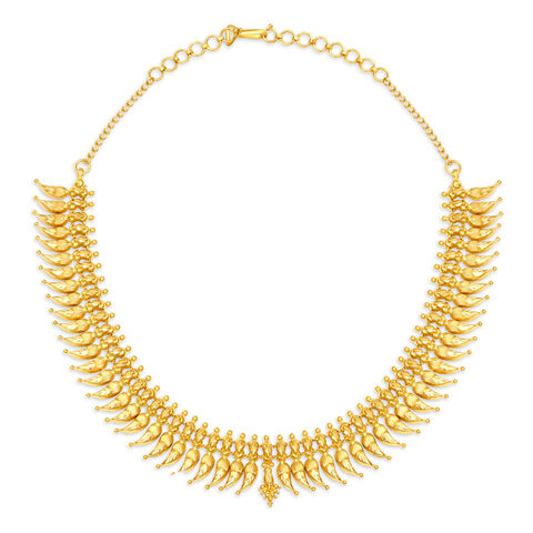 Queenly South Indian Gold Necklace for the Indian Bride