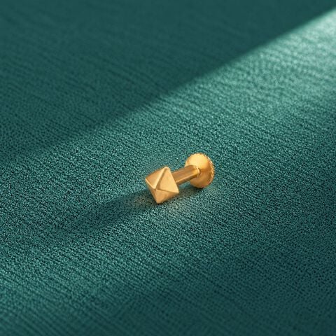 Angular Radiance Gold Nose Pin