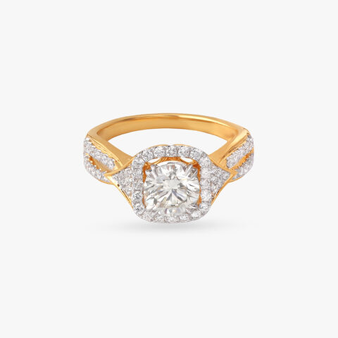 Twisted Majesty Solitaire Ring