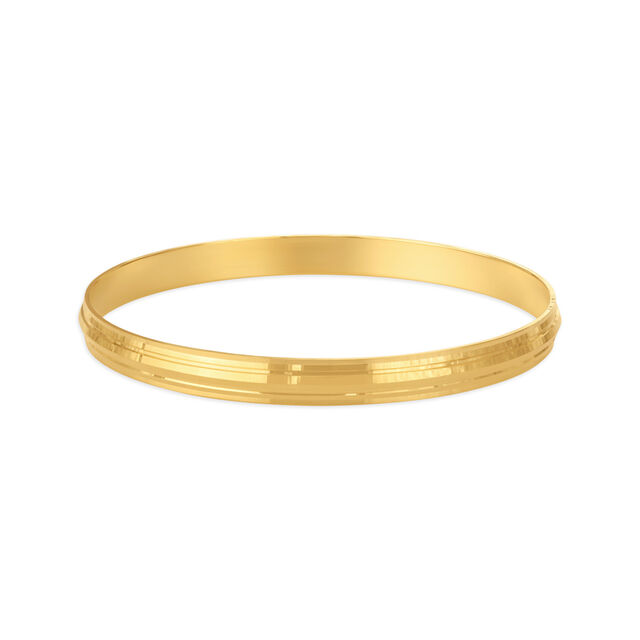 Lined Alluring Gold Kada for Men