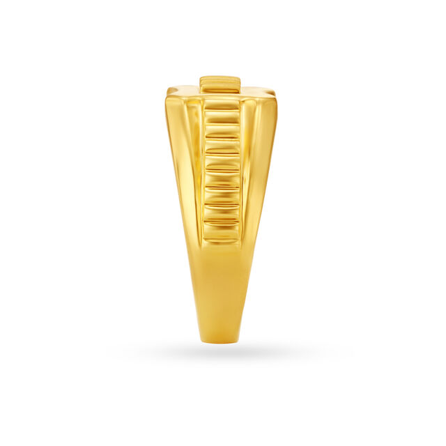 Rugged Style Gold Finger Ring For Men,,hi-res image number null