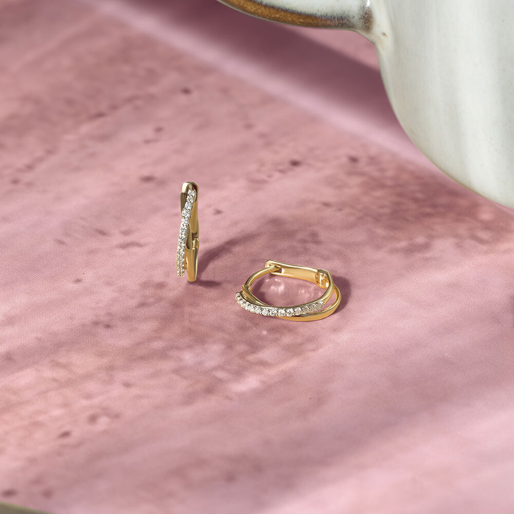Sleek Iconic Gold Diamond Hoop Earrings