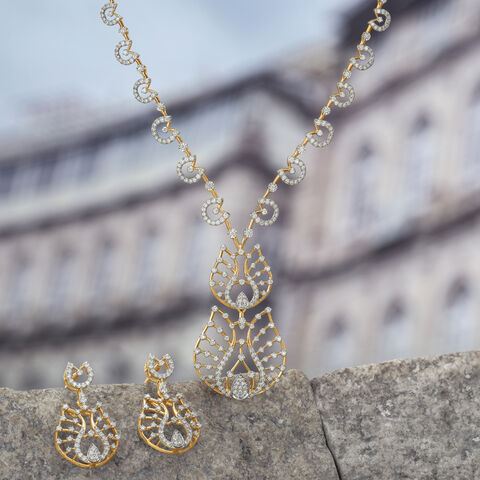 Tulip Bloom Diamond Necklace Set
