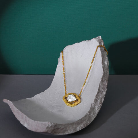 Simple Allure Pendant with Chain