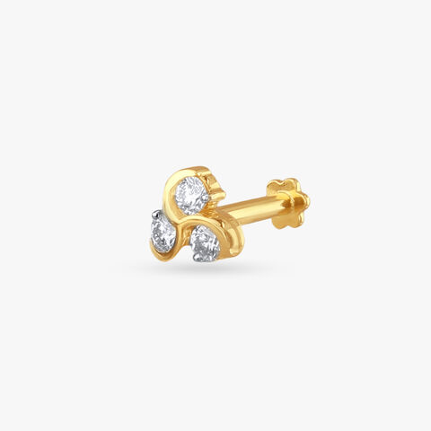 Gleaming Cluster Diamond Nose Pin